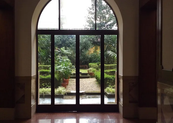 Tata Oda ve Kahvaltı Roma